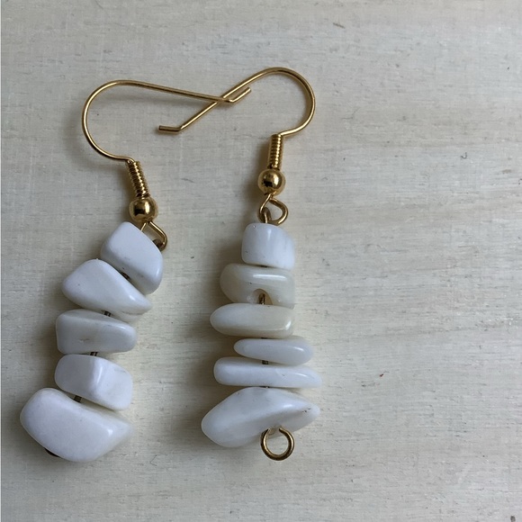 New vintage genuine polished stones earrings - Picture 1 of 4